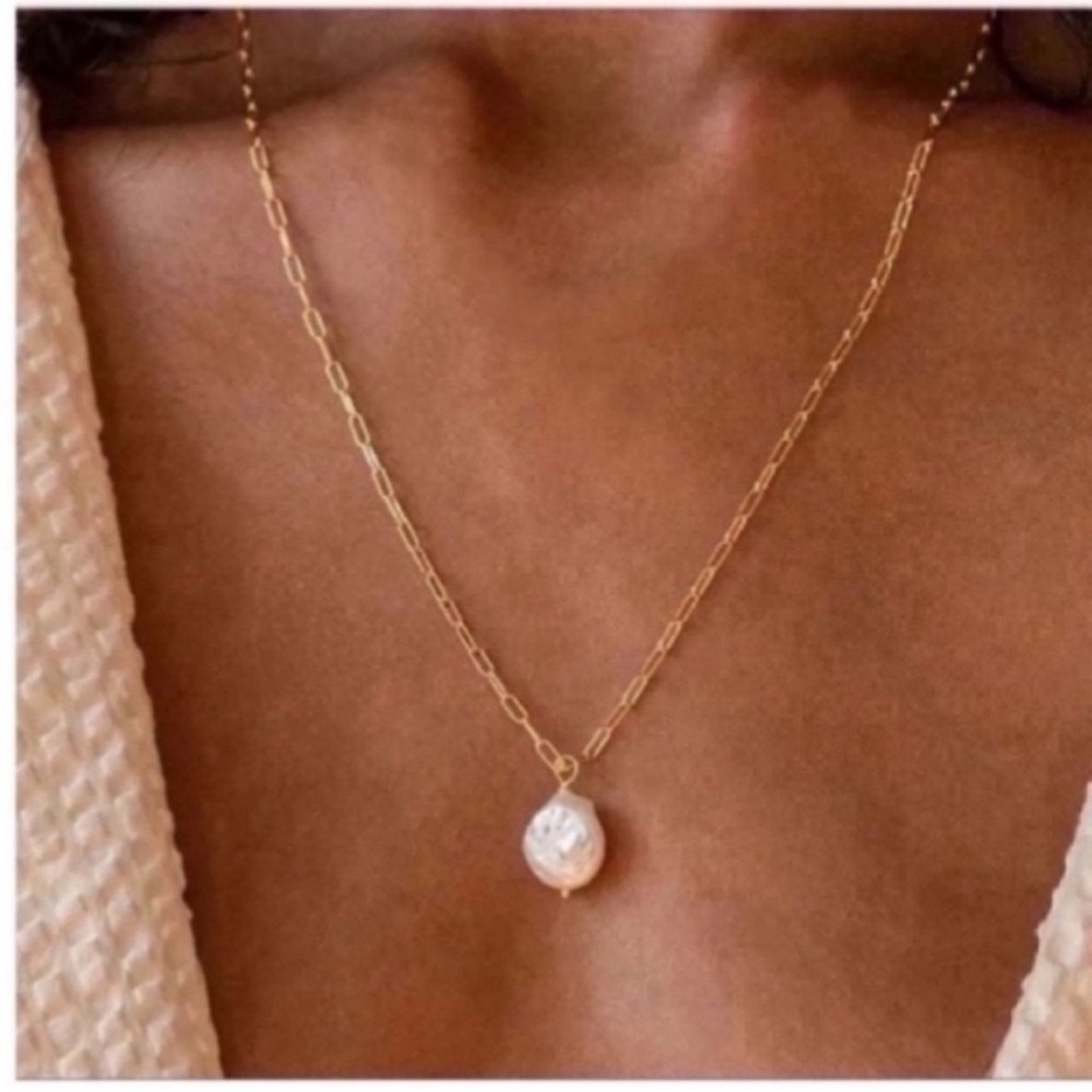 New! Pearl Pendant Gold Paperclip Chain Necklace (1072) NWOT